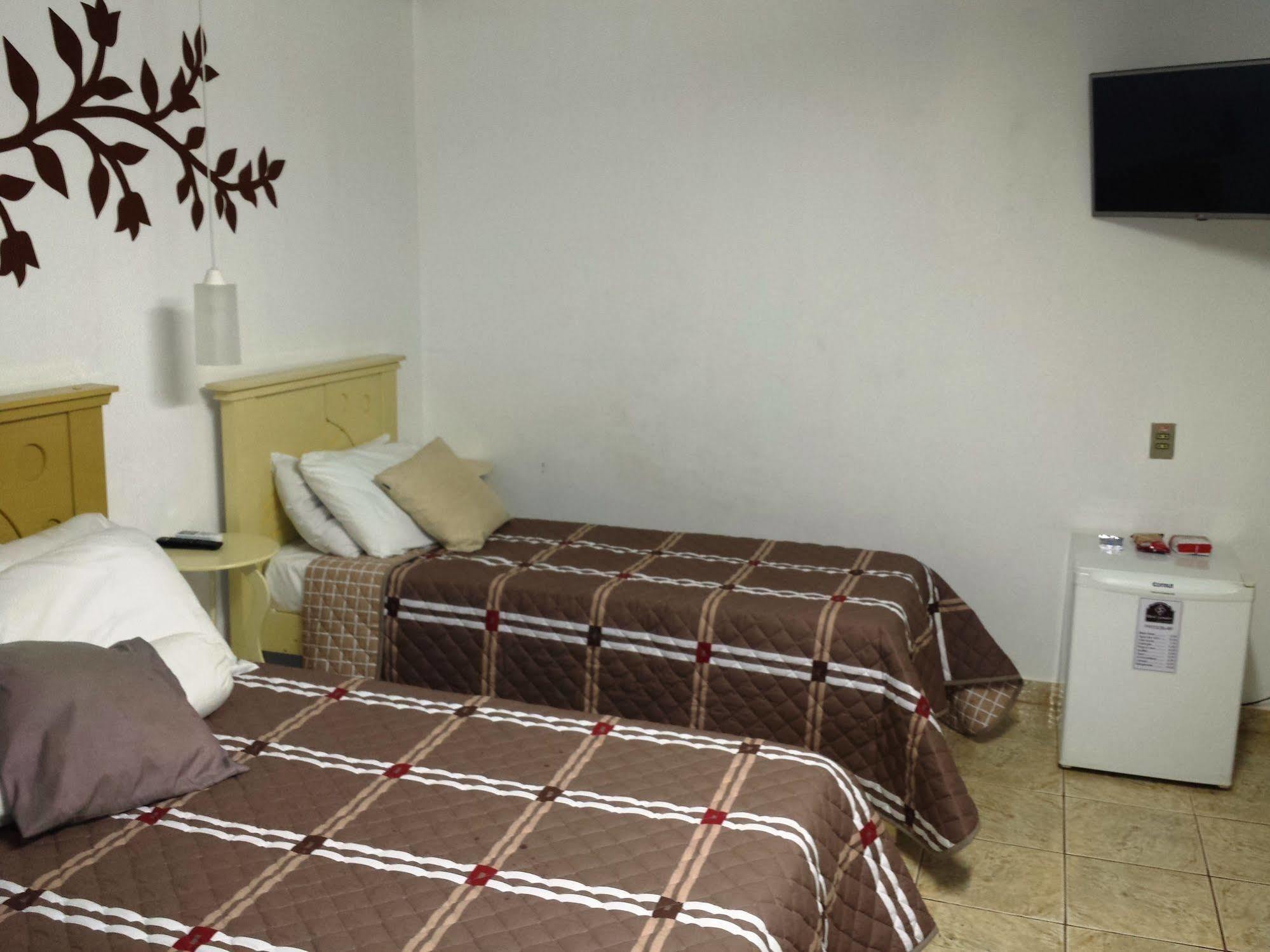Hotel Senador Distributed By Ameris Quedas do Iguacu Екстериор снимка