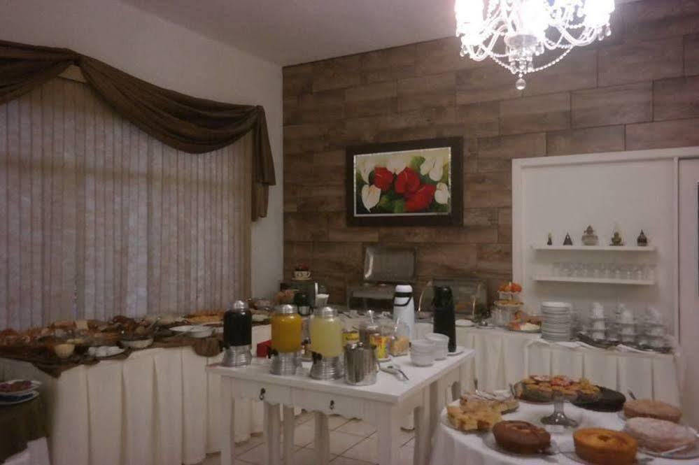 Hotel Senador Distributed By Ameris Quedas do Iguacu Екстериор снимка